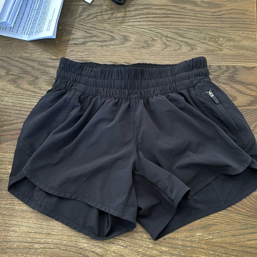 Lulemon black shorts size 6